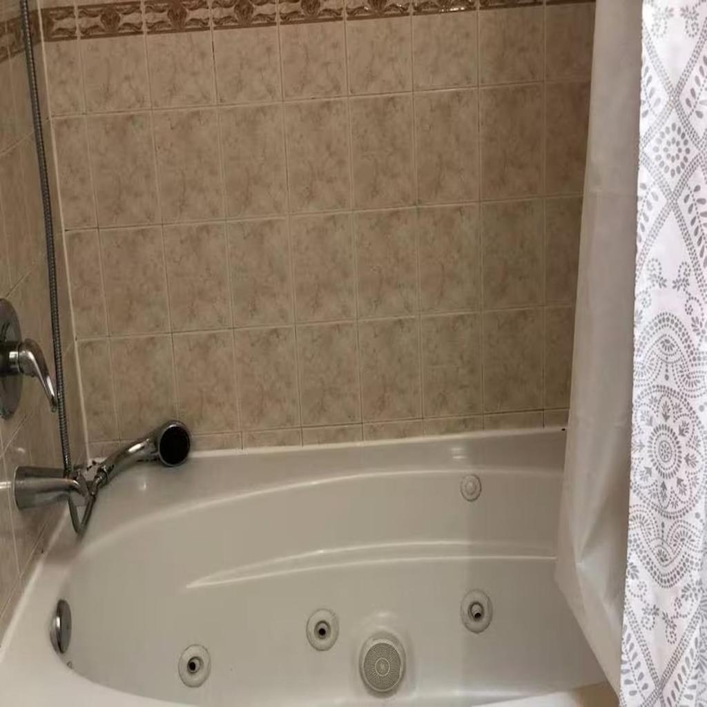Appartement Business & Family Friendly Balcony Jacuzzi Free Park