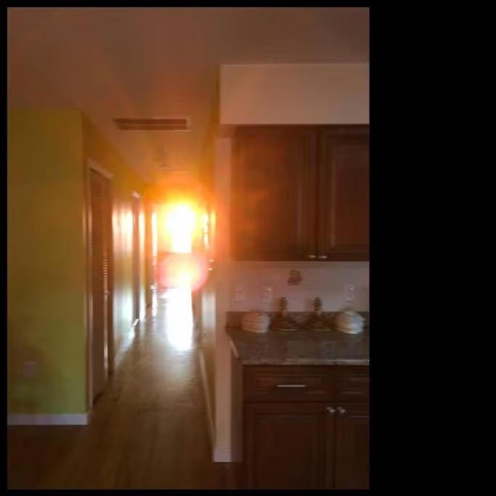 Business & Family Friendly Balcony Jacuzzi Free Park Appartement